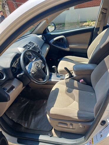 Toyota: Toyota RAV4: 2.4 l | 2007 il — 14