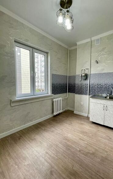 Продажа квартир: 1 комната, 35 м², 105 серия, 4 этаж, Евроремонт