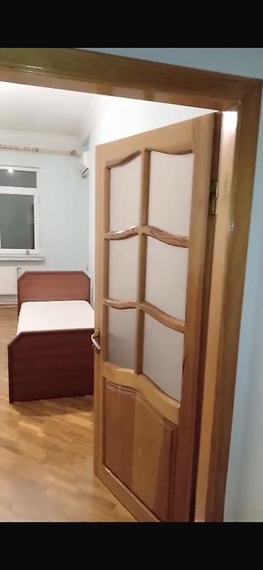 Qapılar və aksessuarlar: 8 ədəd təmiz qoz ağacından heç bir defekkti yoxdu çərçivələri ilə — 1