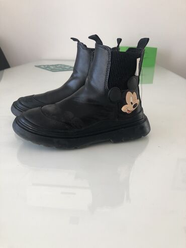 crni kaputi: Ankle boots, Size - 30
