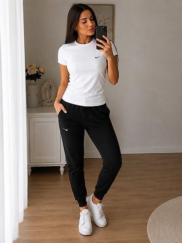Ženska sportska trenerka – majica i pantalone S M L XL 2XL - na lalafo.rs Ženska sportska trenerka – majica i pantalone S M L XL 2XL -
