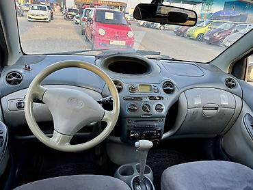 camry 50 xle: Toyota Yaris: 2001 г., 1.3 л, Автомат, Бензин, Хэтчбэк — 7