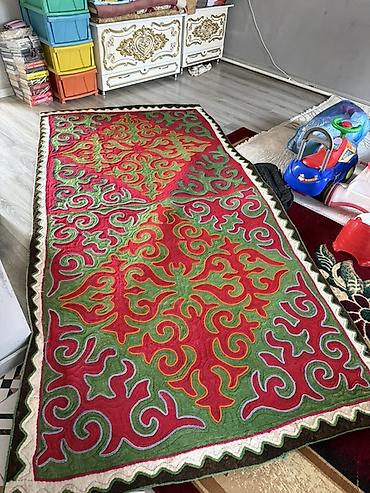 теплый ковер: Традиционный войлочный ковёр (шерстяной сумах/келейме, стиль — 2