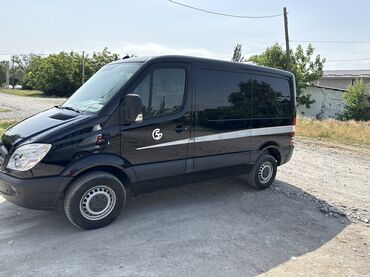 фургон мерседес: Легкий грузовик, Mercedes-Benz, Стандарт