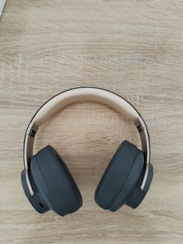 Qulaqcıqlar: Yeni Simsiz (Bluetooth) Qulaqcıqlar