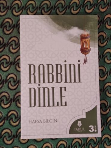 yazı maşını: Rəbbini Dinlə yenidir islənmiyib ( Yazi Stili Türkçə )