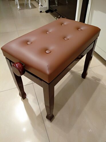 Pianolar: Oturacaq - Piano və Royal üçün hündürlüyü tənzimlənən oturacaq. Yüksək -da lalafo.az — 6 Pianolar: Oturacaq - Piano və Royal üçün hündürlüyü tənzimlənən oturacaq. Yüksək — 6