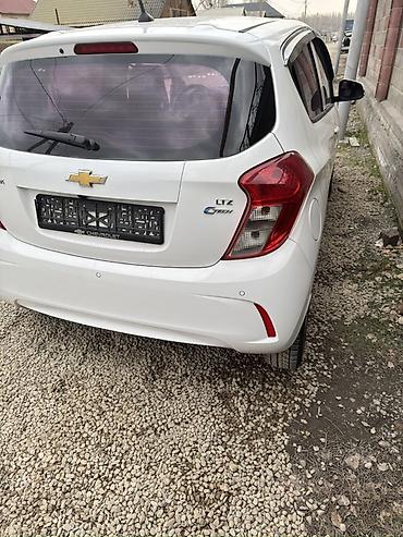 полик спарк: Chevrolet Spark: 2016 г., 1 л, Автомат, Бензин, Хэтчбэк — 3