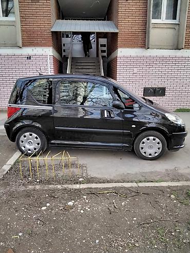 c4 2005: Peugeot 1007 – gradski mini MPV sa kliznim bočnim vratima s obe — 4