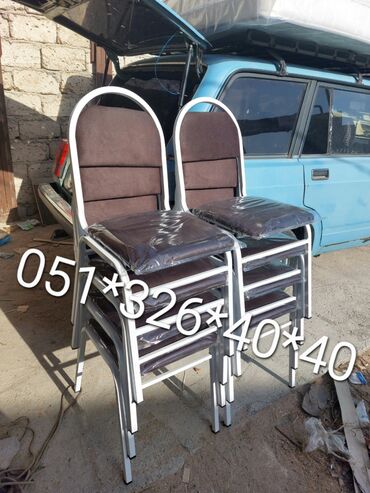 Stullar: Stul stullar stol stul Stol stul stul stol Stullar stollar oturacaq — 9