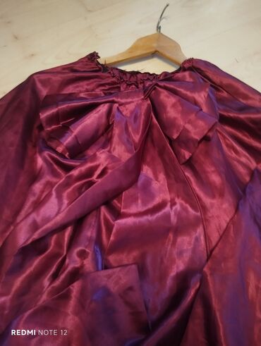 crna dugacka haljina: M (EU 38), color - Burgundy