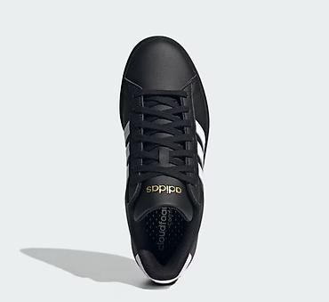 адидас: Adidas Amerikadan gəlib, yenidir, qadın ayaqqabısıdır, ölçü US 7 — 2