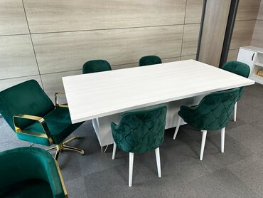 Ofis dəst mebeli: Ofis mebel dəsti Tərkib: - İş masası: L‑şəkilli, geniş iş səthi. Yan — 3