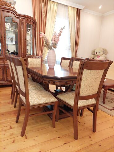 işlənmiş stolar: Qonaq otağı üçün, İşlənmiş, Oval masa, 8 stul