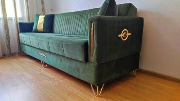 acilan kravat: İşlənmiş, Divan, Divan, Bazalı, Açılan