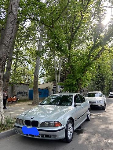 BMW: BMW 5 Series E39 sedan - Kuzov: gümüşü rəng, 4 qapı, orijinal E39 — 4