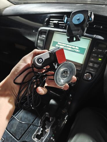 автомобильный регистратор: Видеорегистратор Б/у, На лобовое стекло, Есть GPS, Без G-Sensor, Без антирадара