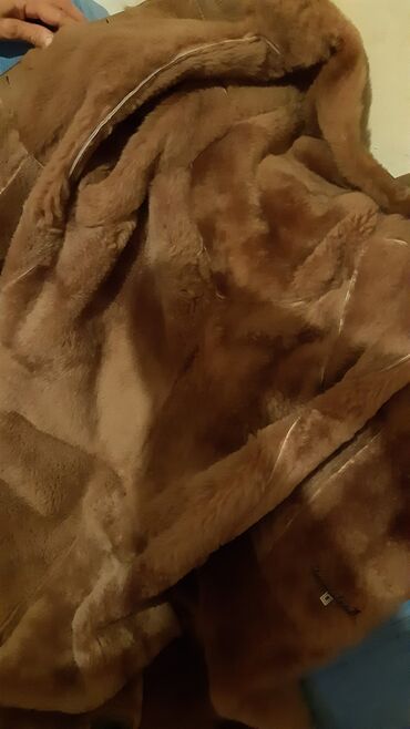 Krzneni kaputi: M, bоја - Braon — 5