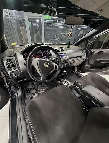 honda cb400 super four: Honda Fit: 2008 г., 1.5 л, Автомат, Бензин, Хэтчбэк — 4