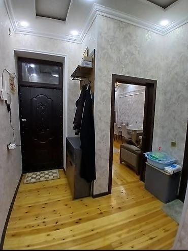 heyet stulu: Yeni, Masa və oturacaqlar, Kredit yoxdur — 6
