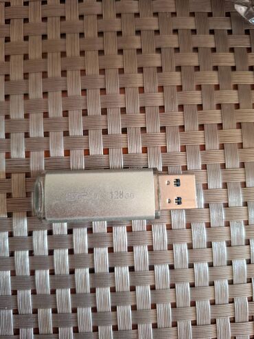 z fold 3: Flash kart 128 GB, USB 3.0