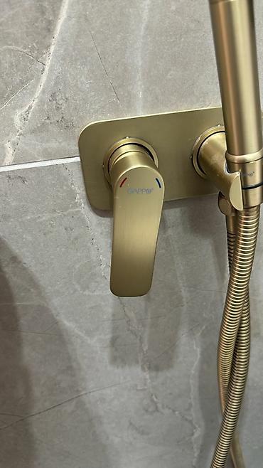 Смесители для раковин: Смеситель для ванной комнаты с высоким изливом в матовом черном цвете — 18