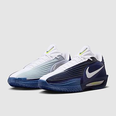 Мужские кроссовки, 43, Nike, Б/у, цвет - Синий, Самовывоз, Бесплатная доставка, Платная доставка