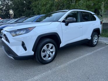 где купить машину дешевле: Toyota RAV4: 2021 г., 2.5 л, Автомат, Бензин, Кроссовер