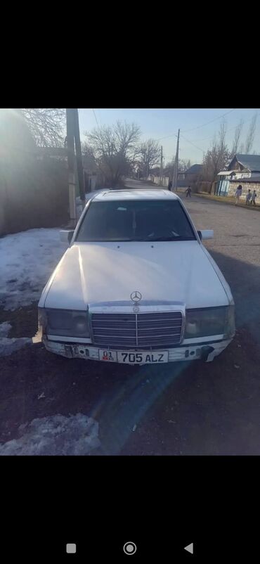 насос машина: Mercedes-Benz W124: 2.3 л, Механика, Бензин, Седан