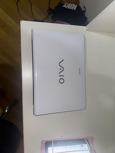 sony notebook: Sony VAIO ağ noutbuk Sarj cihazi:verilir - Model xətti: Sony VAIO (ağ — 2