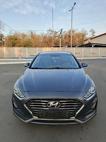 Hyundai Sonata: 2018 г., 2 л, Автомат, Газ, Седан