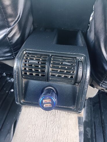 Audi: Audi 100: 1991 г., Седан — 11