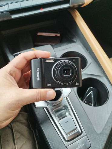 Fotokameralar: Samsung ES90 14.2 megapixel reqemsal fotoaparati islek veziyyetdedir — 2