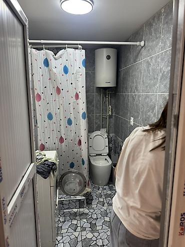 Продажа коттеджей и домов: Жилой дом с двором - Одноэтажный дом с фасадом под декор, пластиковые — 10