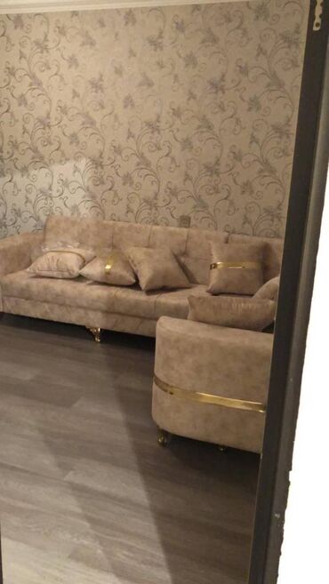 Uzunmüddətli kirayə mənzillər: Xətai Rayonu Cavanşir küçəsi 245 Saylı Məkətəbə Yaxın 2 otaq — 5