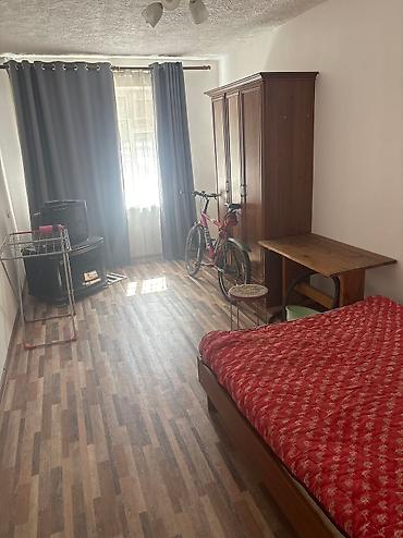 130000: 3 комнаты, 70 м², ул. Калык Акиева Индивидуалка, 1 этаж — 7