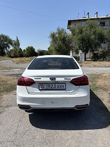 мини электро: Geely Emgrand: 2018 г., Автомат, Электромобиль, Седан — 3