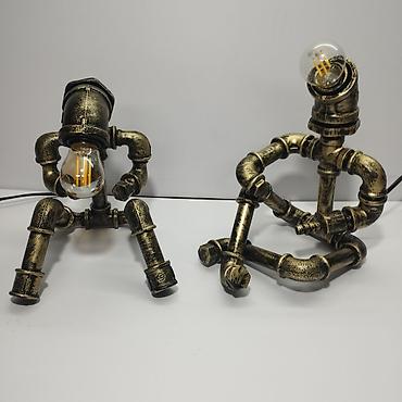 Декоративные настольные светильники: Настольные лампы в стиле стимпанк/лофт из металлических сантехнических — 8