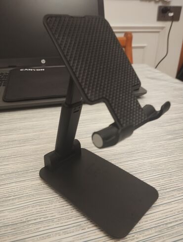 HP: Salam.Təcili pul lazımdır deyə 600 manata satılır.Ofis işləri və dərs — 9