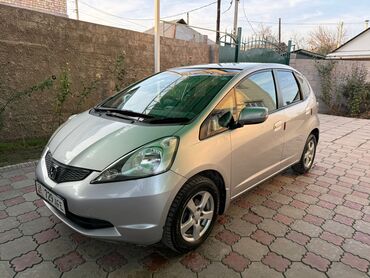 Honda: Honda Fit: 2010 г., Вариатор, Бензин, Хэтчбэк — 1