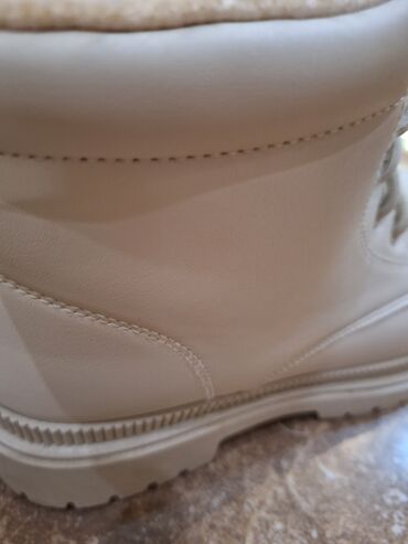 Čizme: Čizme, 39 na lalafo.rs — 9 Čizme: Čizme, 39 — 9