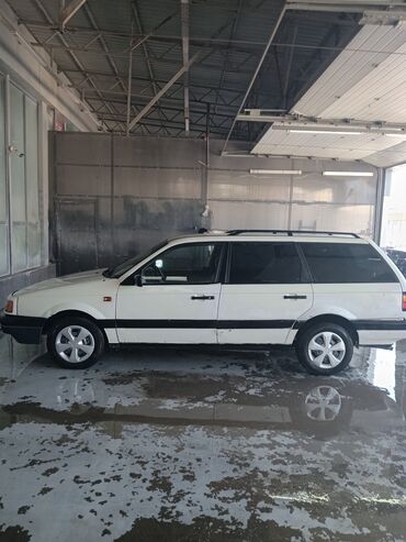 смок нова 2: Volkswagen Passat: 1991 г., 2 л, Механика, Бензин, Универсал