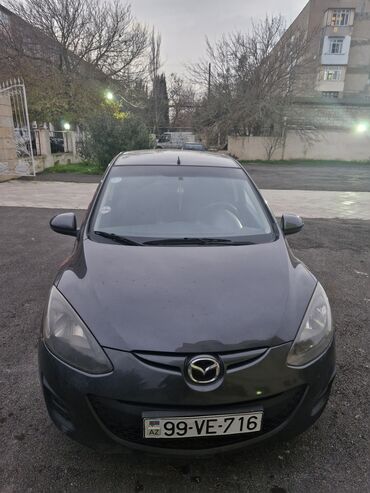 Mazda: Mazda 2: 1.5 l | 2014 il Hetçbek