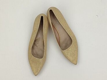 buty na koturny ccc: Flat shoes for women, size 38, condition - Good