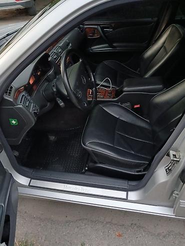 eafc 25: Mercedes-Benz E-Class: 2001 г., Автомат, Бензин, Седан — 3