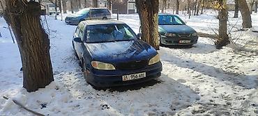 Другие автомобили: Легковой автомобиль седан. Основные особенности: - Кузов: 4-дверный — 1