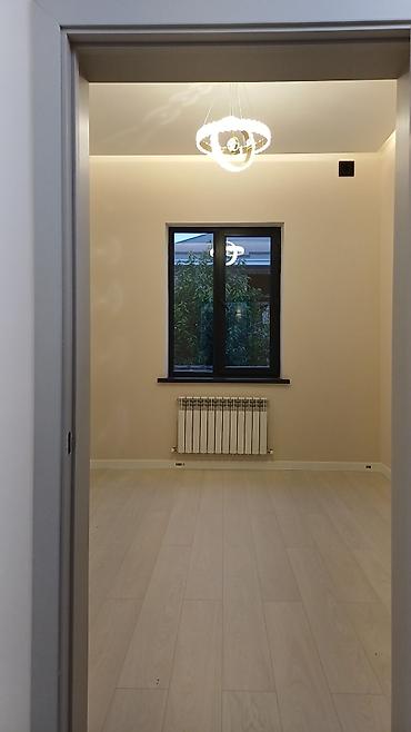 Продажа коттеджей и домов: Продаётся новый дом от собственника.земля 3,7 сотых.дом 118кв. рядом — 22