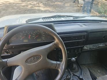 opel astra hatchback 2000: LADA Niva (VAZ 2121/21214 seriyası) 3 qapı, ağ rəng, tam ötürücülü — 1