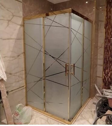 Duş kabinaları, arakəsmələr: Yeni Üstü açıq kabina, Künc üçün, Ödənişli çatdırılma — 16