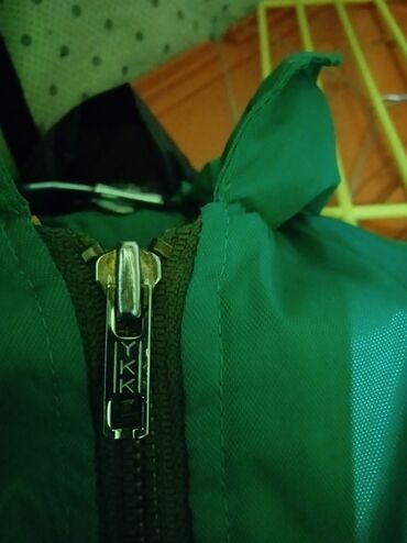 Jakne za prelazni period: Sirina ramena 54cm, sirina ledja 64cm, duzina rukava 60cm, duzina — 3